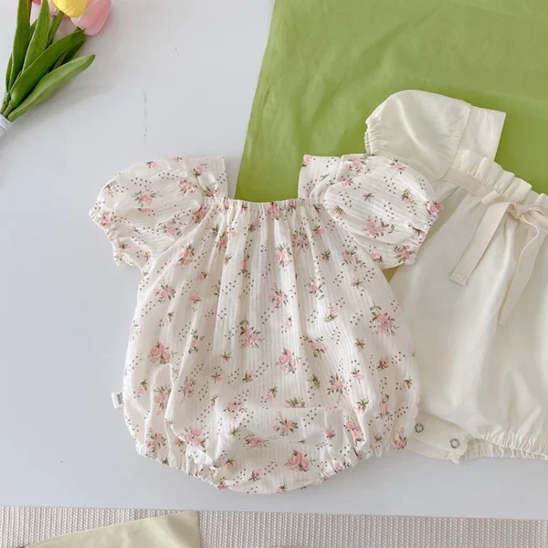 sg-11134201-22110-hqijxxe73wjv00.webp Floral Garden Baby Romper